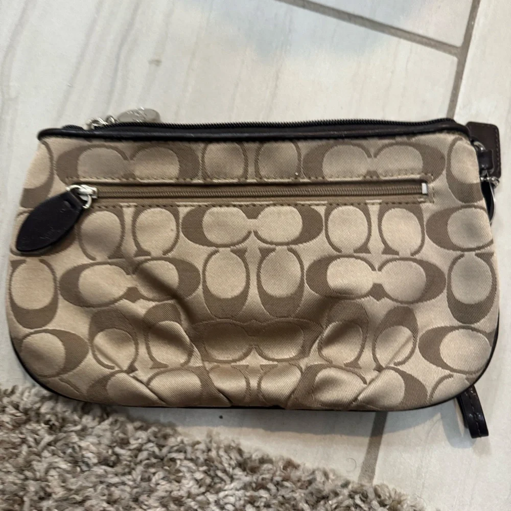 NET Coach Clutch - Picture 3 of 3